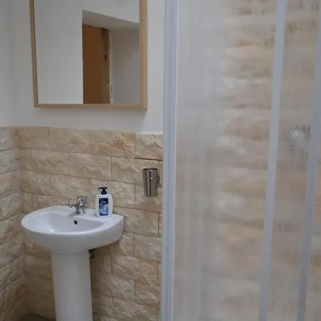 Alojamento de Acomodação e Pequeno-almoço Valley Salerno